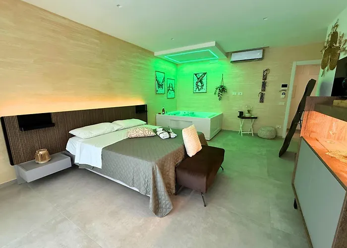 Zenith - Luxury * Bari