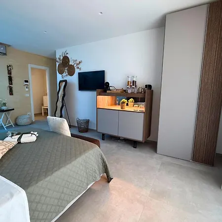 Zenith - Luxury Apartament Bari