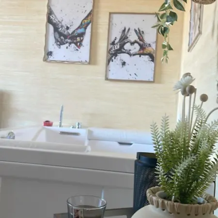 Zenith - Luxury باري